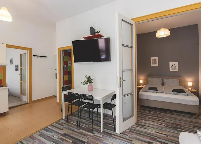 Urban Sun Terrace Oasis At Deak Ferenc Square Apartament Budapesta