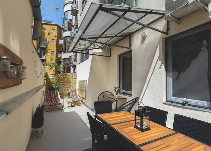 Urban Sun Terrace Oasis At Deak Ferenc Square Διαμέρισμα *