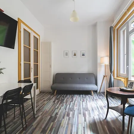Urban Sun Terrace Oasis At Deak Ferenc Square Apartman Budapest