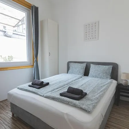 Urban Sun Terrace Oasis At Deak Ferenc Square Apartman Budapest